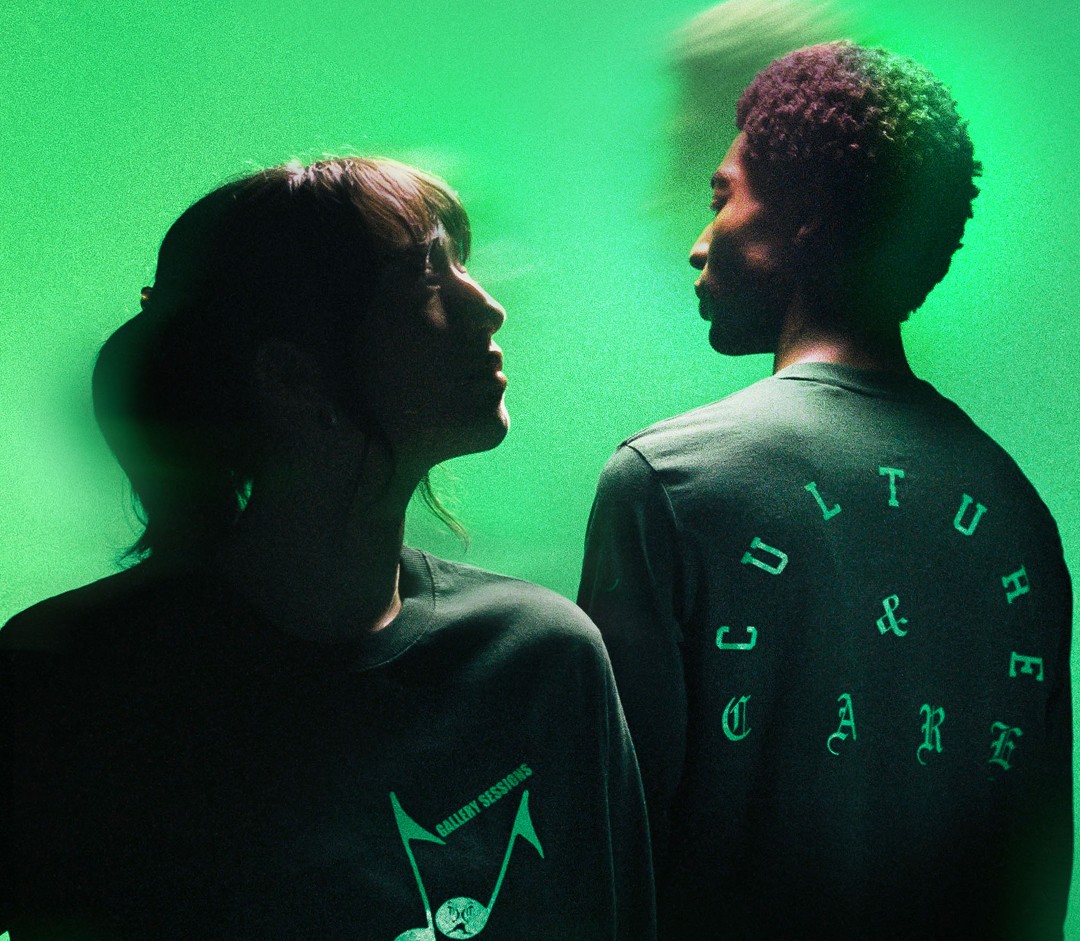 Jägermeister y Gallery Sessions se unen para crear una  camiseta de edición limitada firmada por Lafolie bajo un  mismo lema: CLUB, CULTURE & CARE
